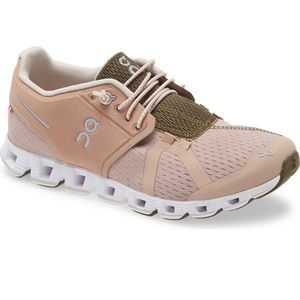 On Cloud Women Running Shoes